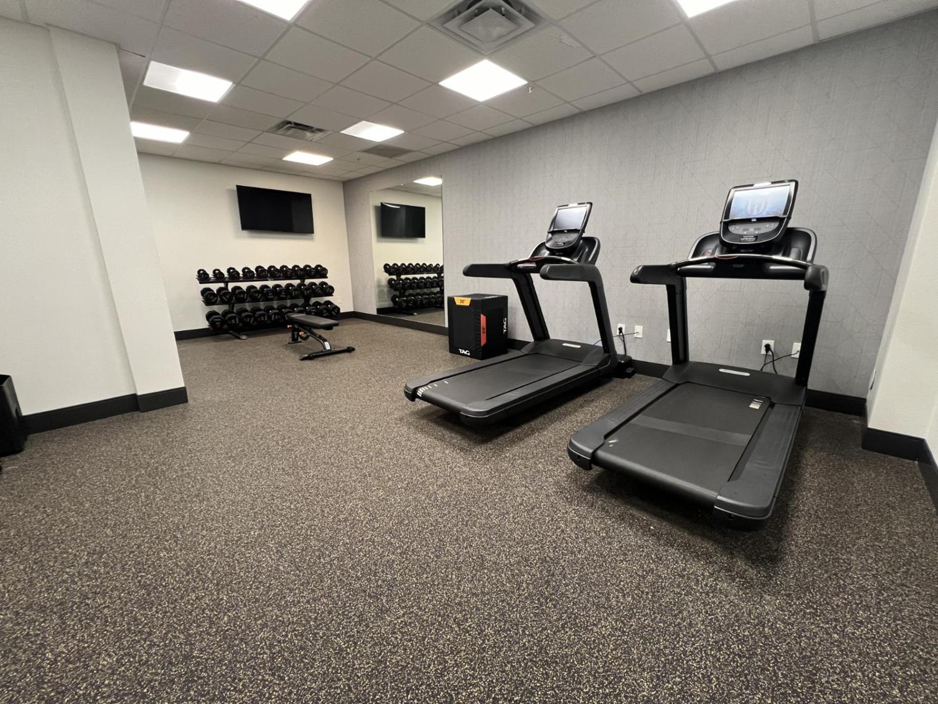Doubletree By Hilton Fort Worth Fossil Creek Bagian luar foto