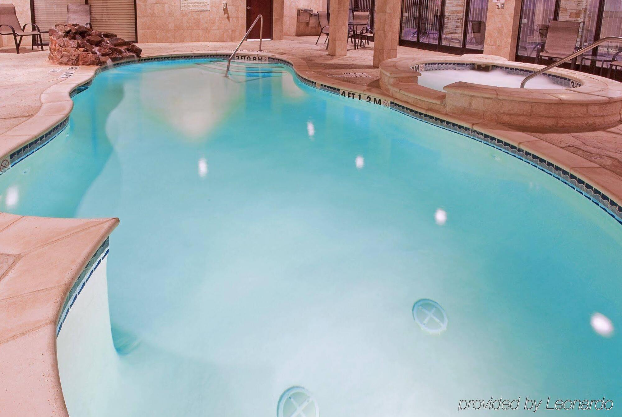 Doubletree By Hilton Fort Worth Fossil Creek Bagian luar foto